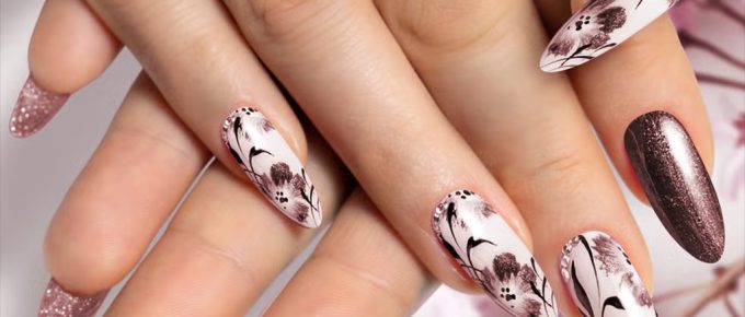 Beautiful Fall and Winter Nail Art