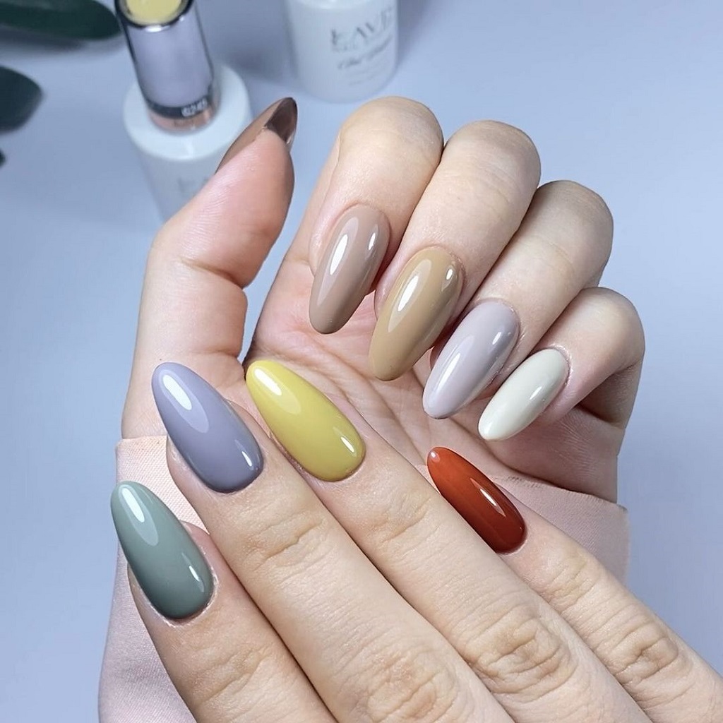 Cozy Gradients and Skittles Nails